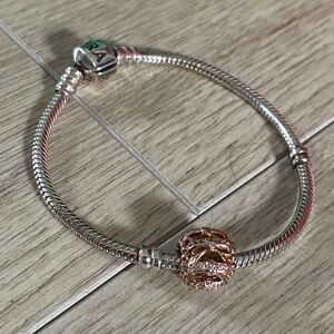 Pandora Elegant Silver Bracelet with Rose Gold Bow Charm
